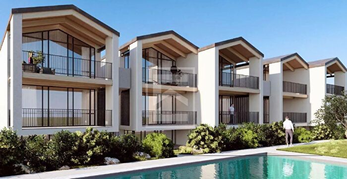 Appartamento bilocale in vendita in Via Castellana, Soiano Del Lago