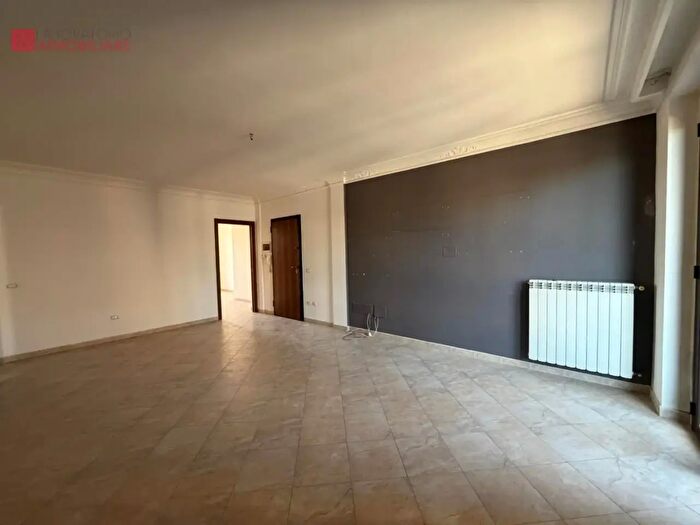 Appartamento trilocale in vendita in Lizzanello