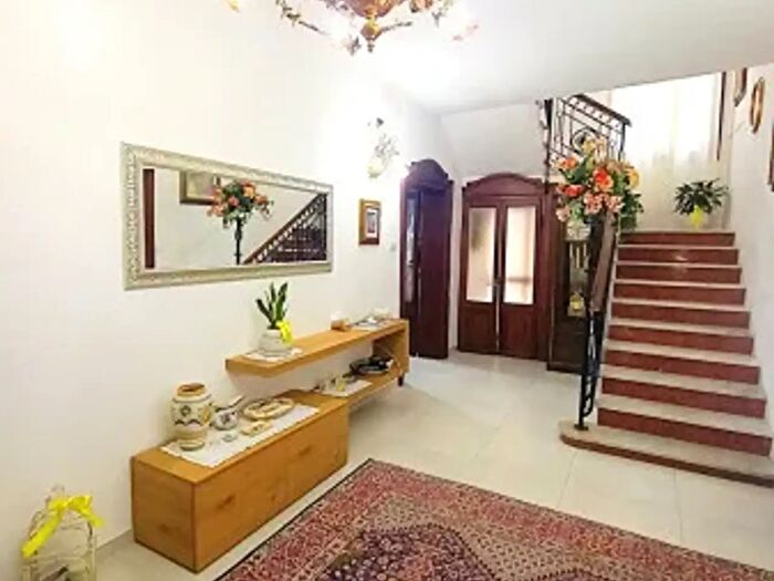 Casa con 6 locali in vendita in Via Terranova, Adria