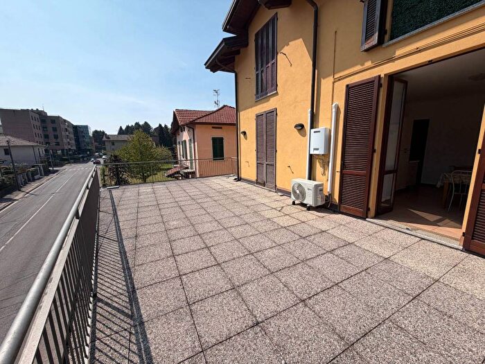 Appartamento bilocale in affitto in Camerlata Rebbio, Como