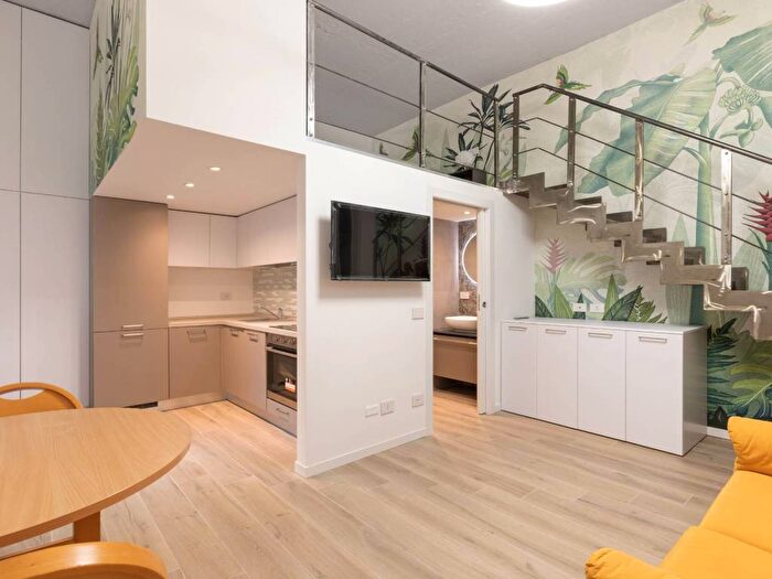 Appartamento monolocale in affitto in Via Antonio Tolomeo Trivulzio, Gambara, Milano