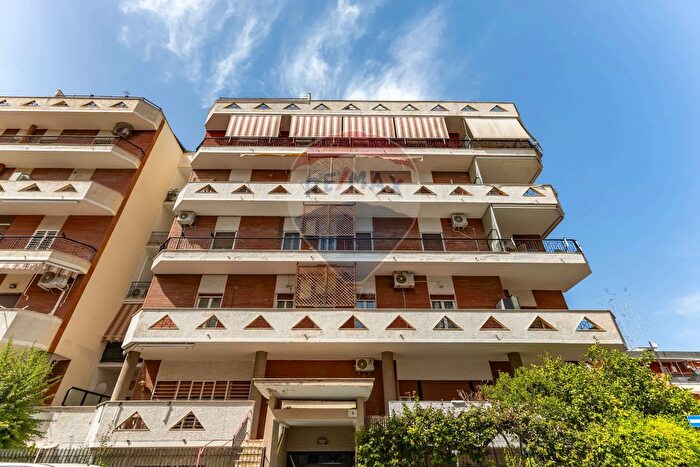 Appartamento quadrilocale in vendita in Via Domenico Morea, Bari