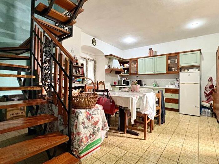 Appartamento trilocale in vendita in Vicolo Canale, Darfo Boario Terme