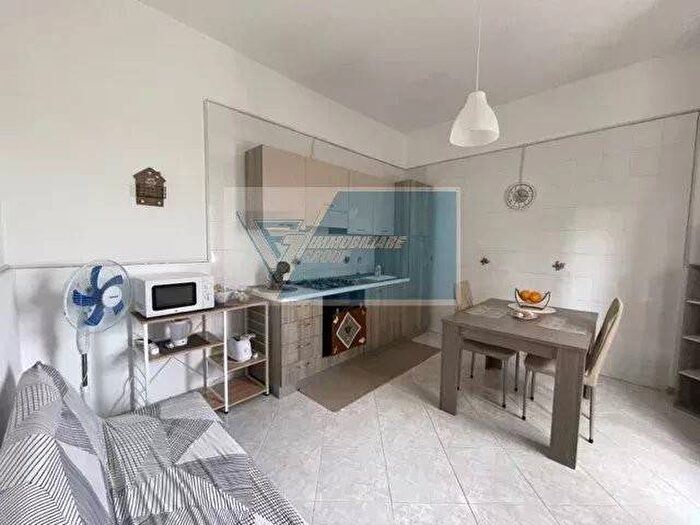 Appartamento trilocale in affitto in Via Jonica, Belvedere Tremmilia, Siracusa