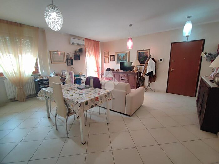 Appartamento trilocale in vendita in Viale Ignazio dAddedda, Foggia