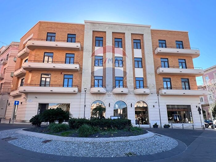 Appartamento con 16 locali in affitto in Corso Giacomo Matteotti Ronco, Siracusa