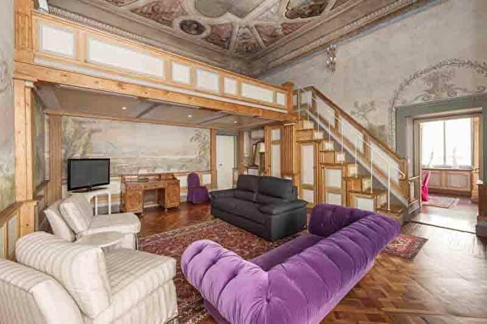 Appartamento trilocale in affitto in Firenze