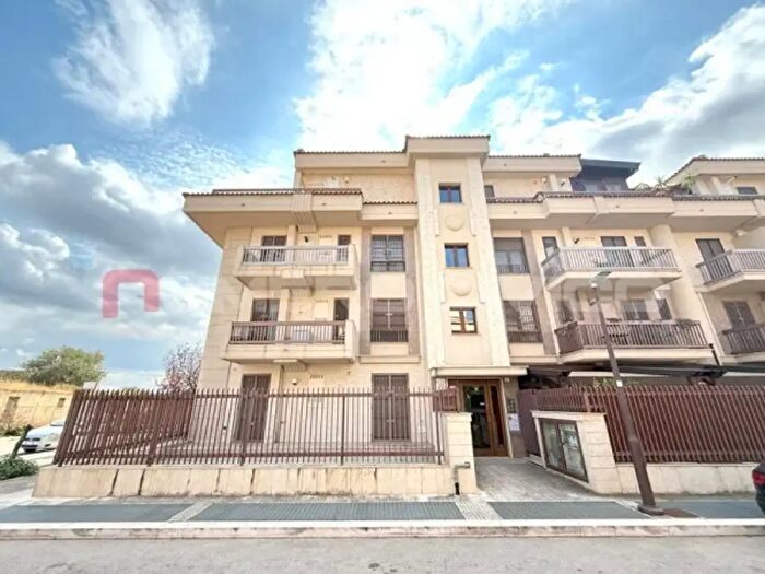 Appartamento trilocale in vendita in Via Michele Russo, Foggia