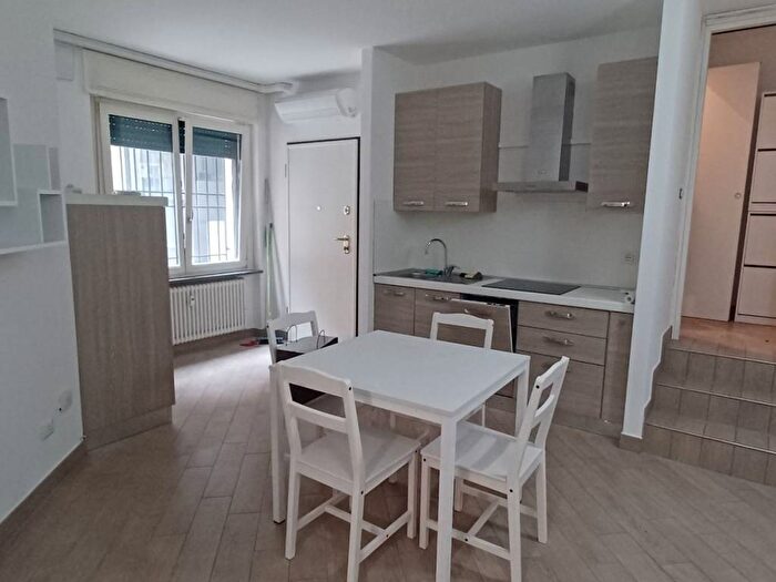 Appartamento bilocale in affitto in Via Mantova, Porta Romana Medaglie dOro, Milano