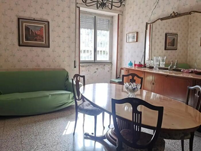 Appartamento quadrilocale in vendita in Via Antonino dAntona, Napoli