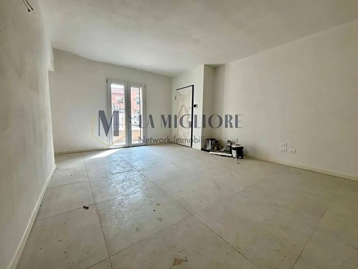 Appartamento con 5 locali in vendita in Prato