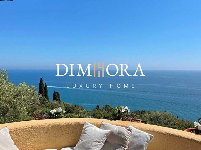 Casa con 6 locali in affitto in Via del Faro, Faro, San Felice Circeo