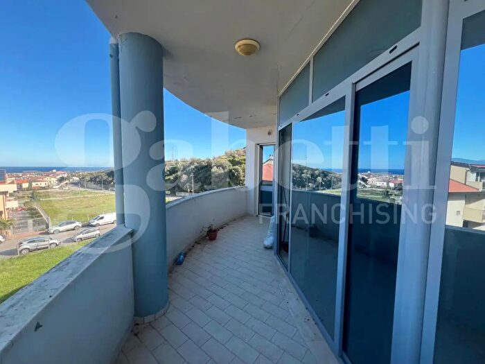 Appartamento quadrilocale in vendita in Cda Pennino Snc, CoriglianoRossano