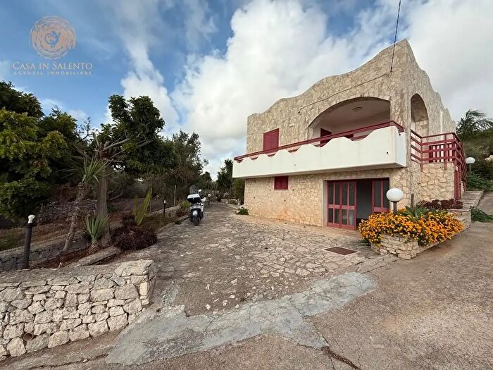 Casa con 6 locali in vendita in Contrada Guardiola Le, Corsano