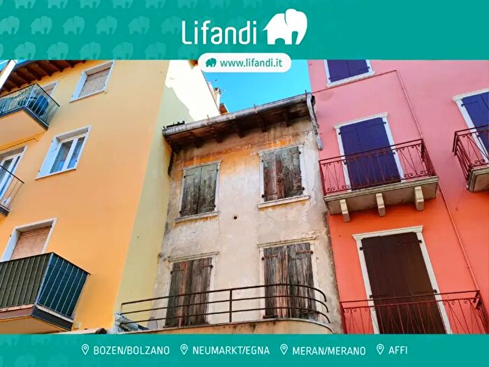 Casa in vendita in Torri Del Benaco