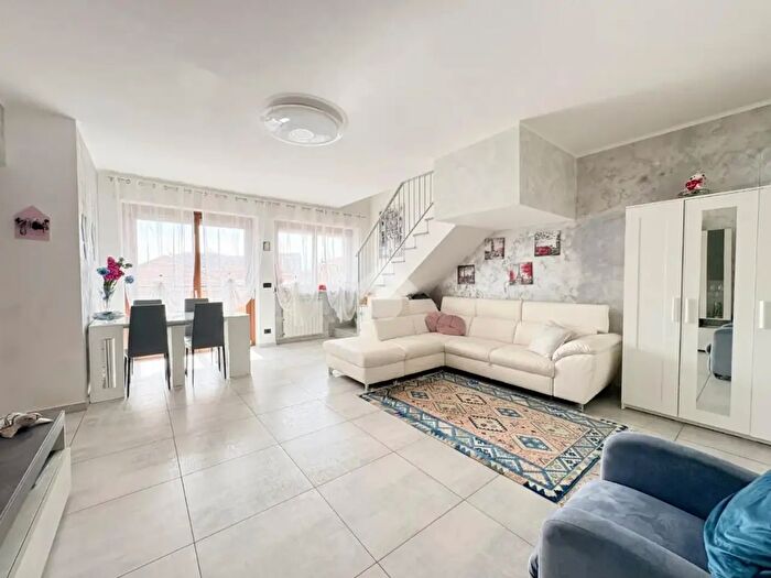 Appartamento quadrilocale in vendita in Via San Giacomo, La Loggia