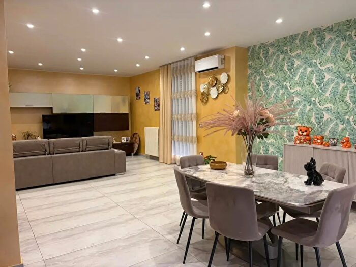 Appartamento con 5 locali in vendita in Via Giuseppe Verdi, San Severo
