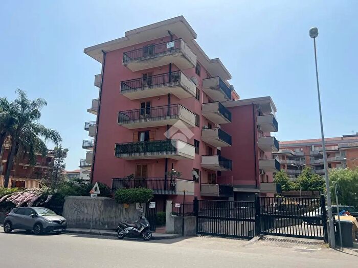 Appartamento quadrilocale in vendita in Via Veneto, Giarre