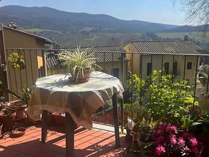 Appartamento quadrilocale in vendita in Radicondoli