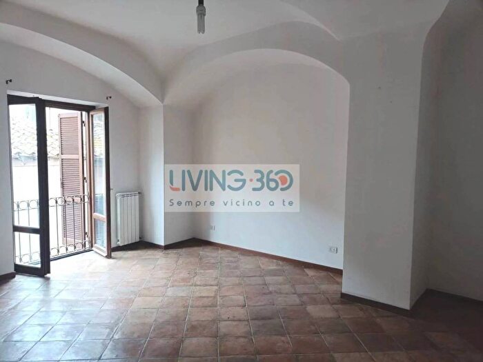 Appartamento bilocale in affitto in Vicolo delle Scalette, Centro, Anguillara Sabazia