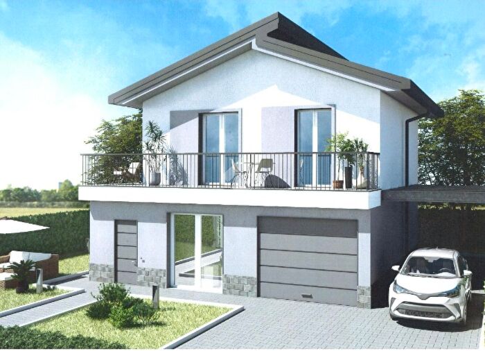 Casa monolocale in vendita in Via Gaetano Casati, Besana In Brianza