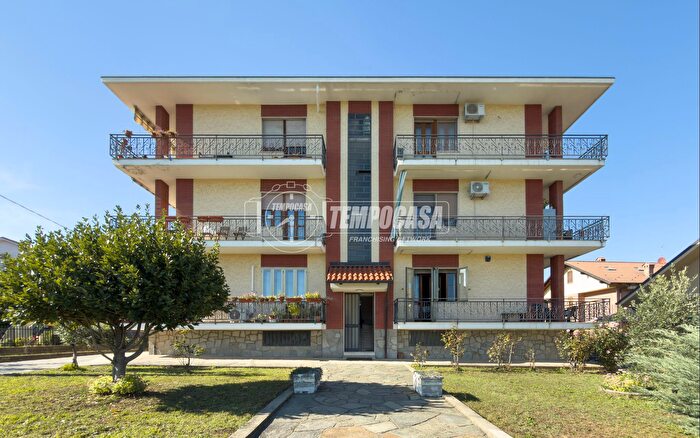 Appartamento trilocale in vendita in Via Rivalta, Bruino