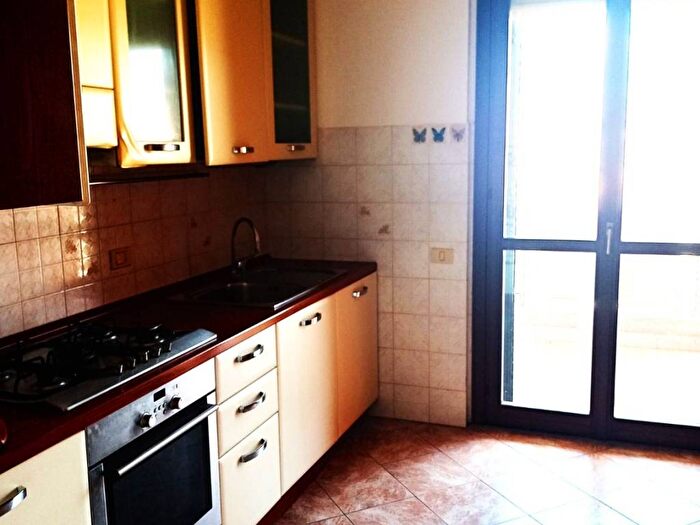 Appartamento quadrilocale in affitto in Via Trento, Via Colombo, Piacenza