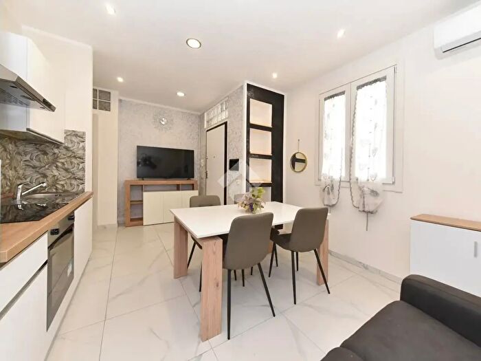 Appartamento bilocale in vendita in Via Conte di Biancamano, Cagliari