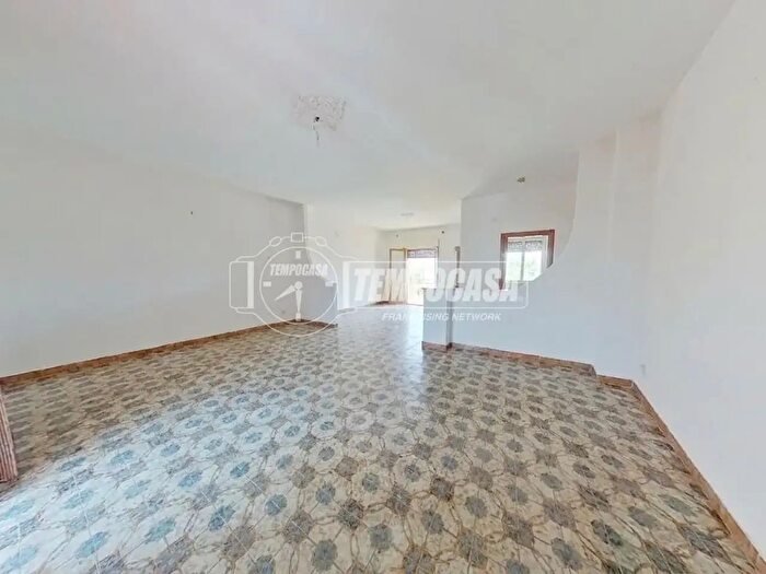 Appartamento trilocale in vendita in Via Enrico Fermi, Triggiano