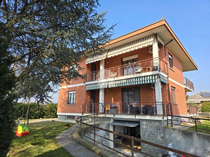 Casa quadrilocale in vendita in Str dellAlpina, San Benigno Canavese