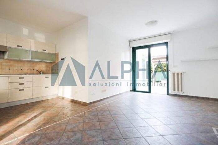 Appartamento trilocale in vendita in Viale San Salvador, Rimini