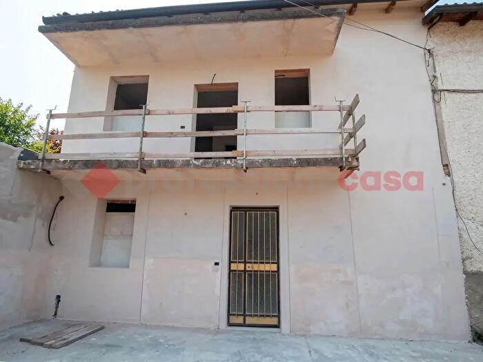 Casa bilocale in vendita in Scandiano