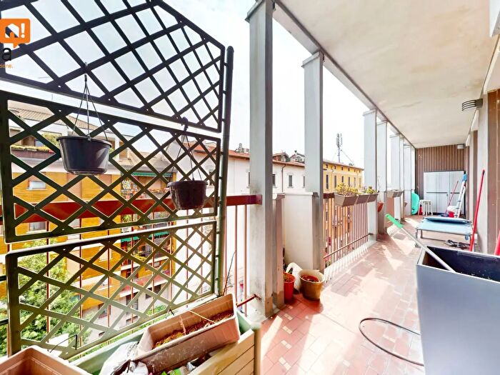 Appartamento quadrilocale in vendita in Via Giorgio Chavez, Milano