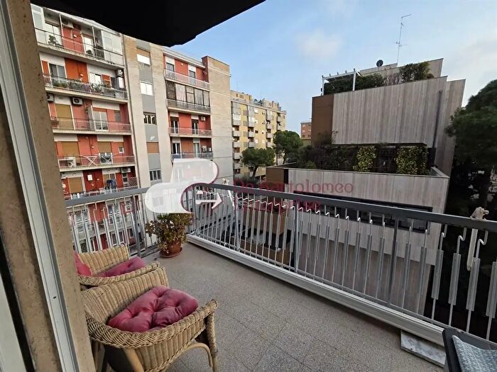 Appartamento trilocale in vendita in Corso Alcide De Gasperi, Bari