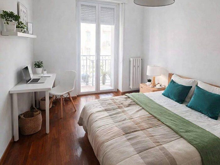Appartamento trilocale in affitto in Viale Lucania, Corvetto, Milano