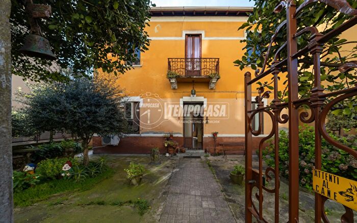Casa con 5 locali in vendita in Viale Assunta, Cernusco Sul Naviglio