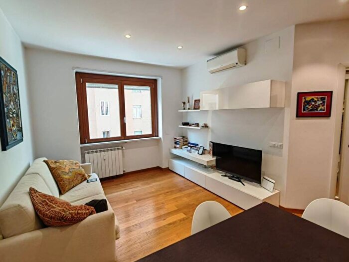 Appartamento bilocale in affitto in Via Asmara, Africano Villa Chigi, Roma