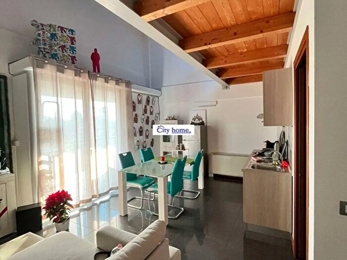 Appartamento trilocale in vendita in Ferrara