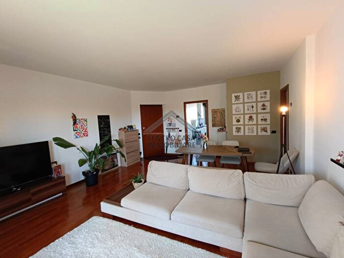 Appartamento quadrilocale in affitto in Via Don Emilio Mazza, Gorle