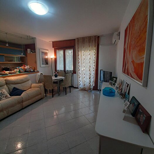 Appartamento quadrilocale in vendita in Via Piemonte, Selvazzano Dentro