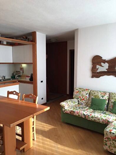 Appartamento trilocale in affitto in Via Giosuè Carducci, Centro, Madesimo