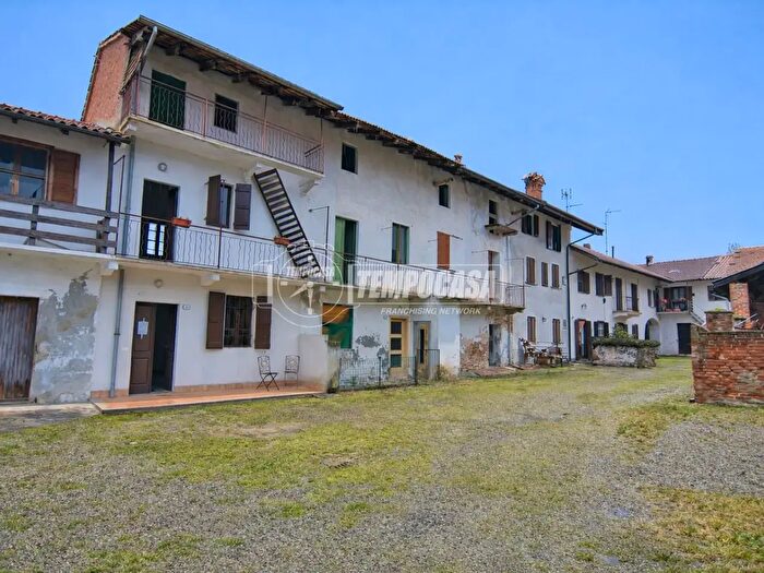 Casa trilocale in vendita in Barengo
