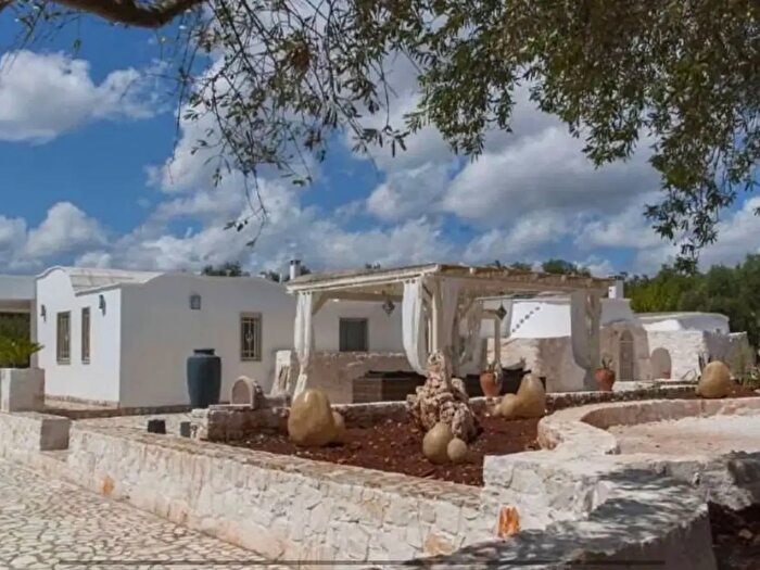 Casa con 8 locali in vendita in Cda Musone Sn, Ostuni