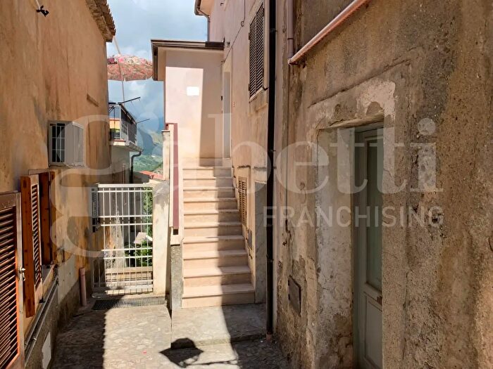 Casa quadrilocale in vendita in Via del Mare, Fiumefreddo Bruzio