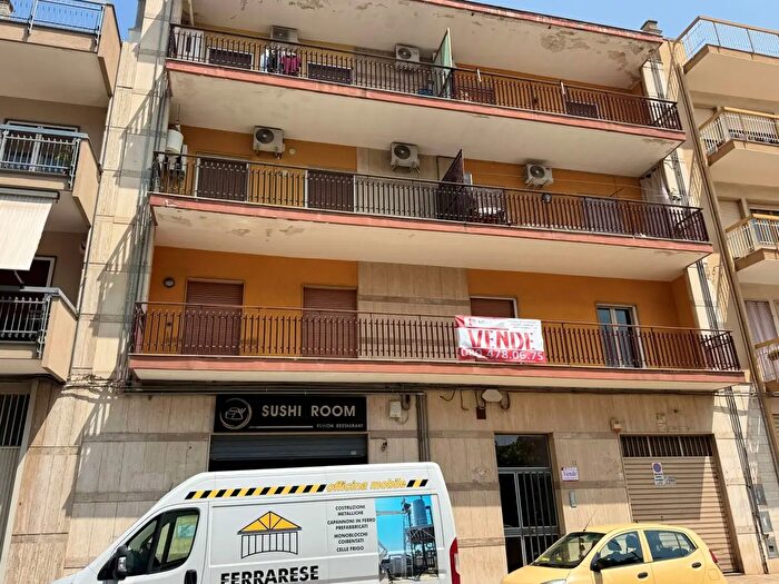 Appartamento quadrilocale in vendita in Via Dante, Noicattaro