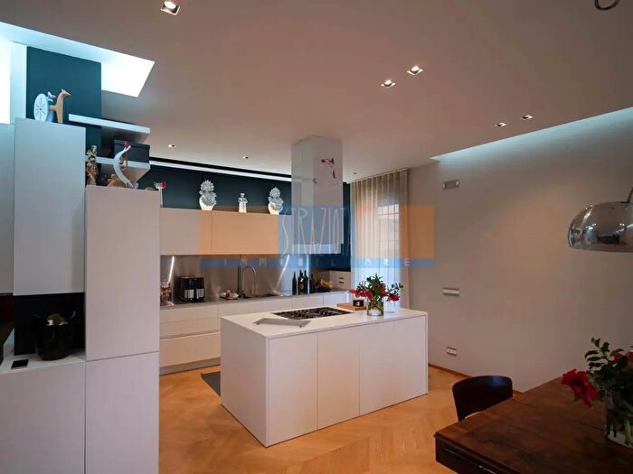 Appartamento quadrilocale in vendita in Piazza Garibaldi, Modugno