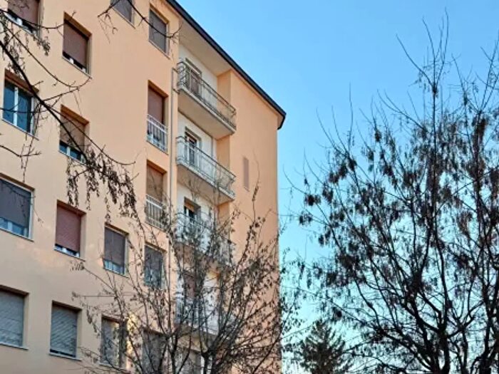 Appartamento trilocale in vendita in Via Vittorio Veneto, Voghera