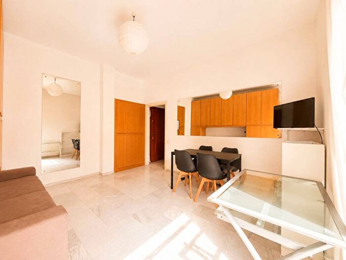 Appartamento monolocale in affitto in Via Roggia Scagna, Rovereto, Milano