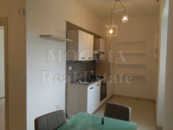 Appartamento bilocale in affitto in Viale Giulio Douhet, Reggia di Caserta, Caserta