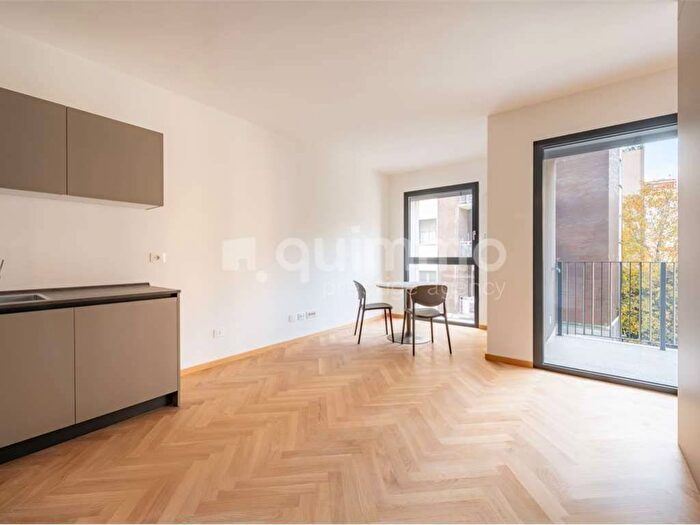 Appartamento bilocale in affitto in via Montenevoso, Casoretto, Milano